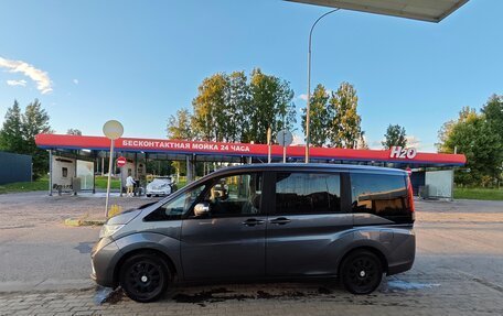 Honda Stepwgn IV, 2017 год, 2 050 000 рублей, 6 фотография