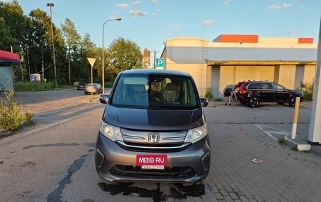 Honda Stepwgn IV, 2017 год, 2 050 000 рублей, 8 фотография