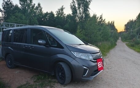 Honda Stepwgn IV, 2017 год, 2 050 000 рублей, 10 фотография