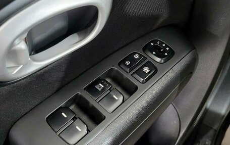 KIA Soul II рестайлинг, 2015 год, 1 290 000 рублей, 10 фотография