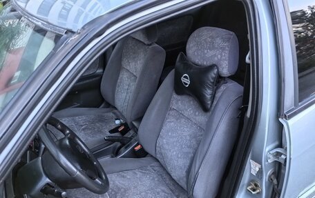 Nissan Primera II рестайлинг, 1997 год, 150 000 рублей, 24 фотография