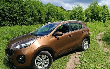 KIA Sportage IV рестайлинг, 2016 год, 2 265 000 рублей, 2 фотография