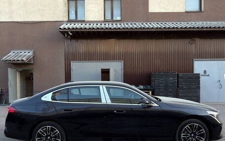 BMW 5 серия, 2025 год, 7 990 000 рублей, 3 фотография