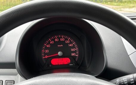 Nissan Pixo, 2010 год, 285 000 рублей, 18 фотография