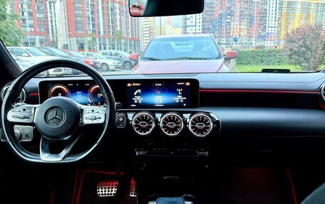 Mercedes-Benz CLA, 2019 год, 3 100 000 рублей, 8 фотография