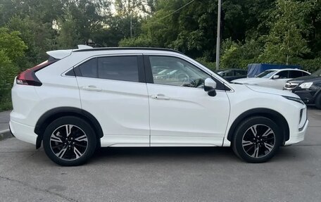 Mitsubishi Eclipse Cross, 2022 год, 2 750 000 рублей, 3 фотография