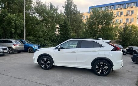Mitsubishi Eclipse Cross, 2022 год, 2 750 000 рублей, 2 фотография
