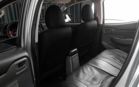 Mitsubishi L200 IV рестайлинг, 2017 год, 1 719 000 рублей, 11 фотография
