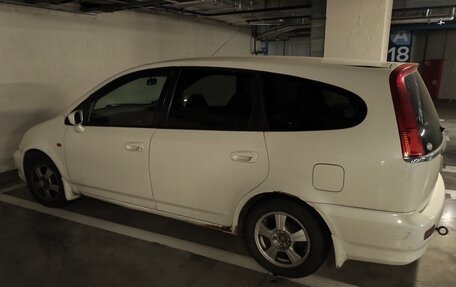 Honda Stream I рестайлинг, 2001 год, 350 000 рублей, 3 фотография