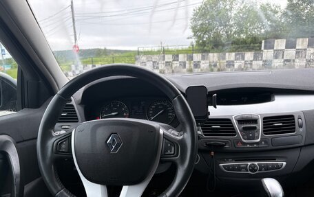 Renault Laguna III рестайлинг, 2008 год, 745 000 рублей, 19 фотография