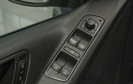 Volkswagen Tiguan I, 2013 год, 1 940 000 рублей, 19 фотография