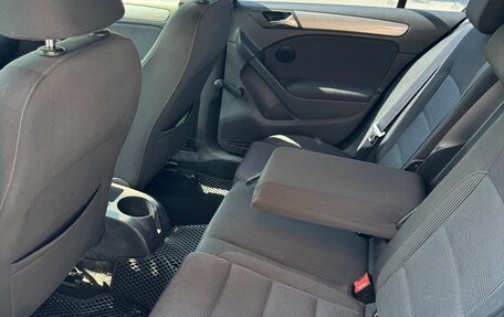 Volkswagen Golf VI, 2011 год, 550 000 рублей, 16 фотография