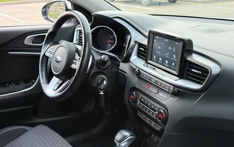 KIA cee'd III, 2019 год, 1 890 000 рублей, 28 фотография
