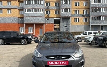 Hyundai Solaris II рестайлинг, 2011 год, 645 723 рублей, 2 фотография