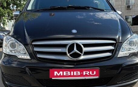 Mercedes-Benz Viano, 2012 год, 2 500 000 рублей, 16 фотография