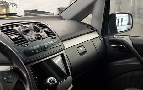 Mercedes-Benz Viano, 2012 год, 2 500 000 рублей, 19 фотография