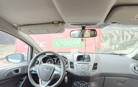 Ford Fiesta, 2015 год, 570 000 рублей, 5 фотография
