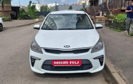 KIA Rio IV, 2017 год, 850 000 рублей, 4 фотография