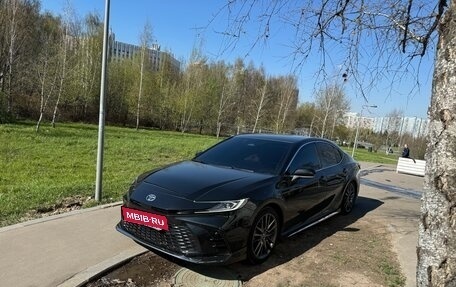 Toyota Camry, 2025 год, 3 500 000 рублей, 4 фотография