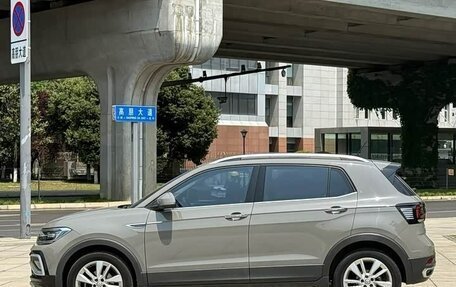Volkswagen T-Cross I, 2021 год, 1 350 002 рублей, 4 фотография