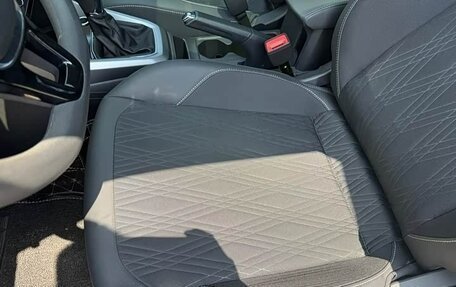 Volkswagen T-Cross I, 2021 год, 1 350 002 рублей, 10 фотография