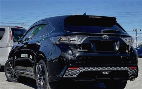 Toyota Harrier, 2019 год, 2 125 000 рублей, 3 фотография