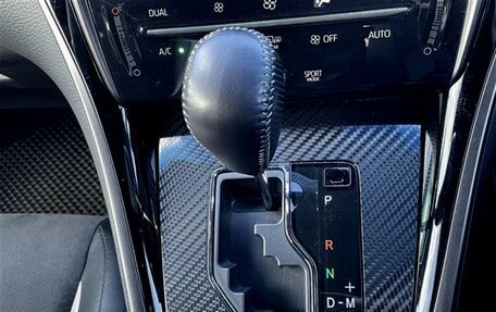 Toyota Harrier, 2019 год, 2 125 000 рублей, 13 фотография