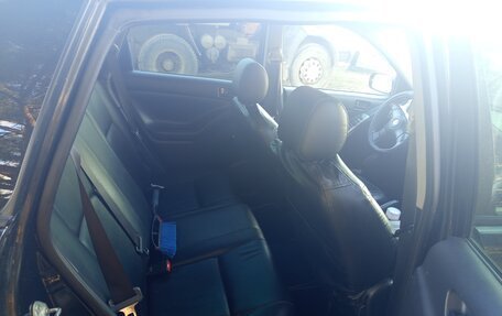 Pontiac Vibe II, 2003 год, 370 000 рублей, 9 фотография