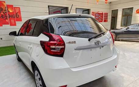 Toyota Vios III, 2022 год, 1 000 000 рублей, 6 фотография