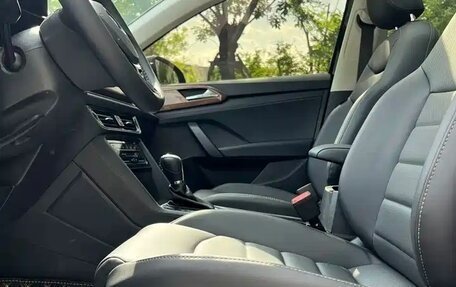 Volkswagen Tharu, 2022 год, 1 750 004 рублей, 10 фотография