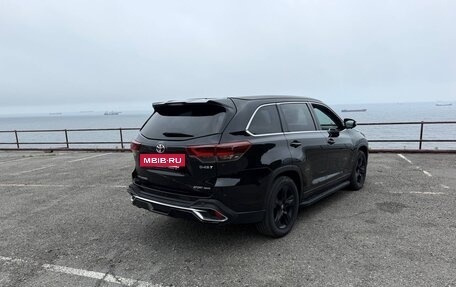 Toyota Highlander III, 2020 год, 4 100 000 рублей, 21 фотография