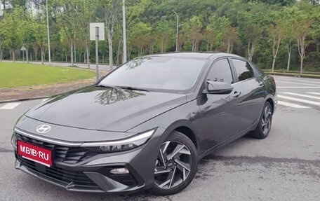 Hyundai Elantra, 2023 год, 1 565 000 рублей, 1 фотография