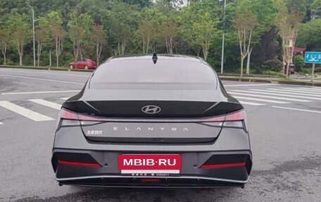 Hyundai Elantra, 2023 год, 1 565 000 рублей, 5 фотография