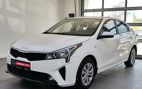 KIA Rio IV, 2021 год, 1 835 000 рублей, 1 фотография