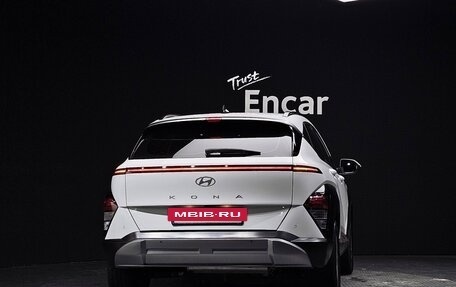 Hyundai Kona, 2023 год, 1 980 040 рублей, 4 фотография