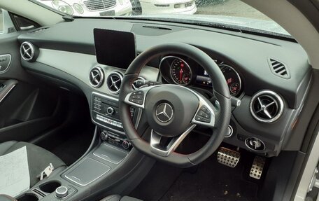 Mercedes-Benz CLA, 2019 год, 1 900 000 рублей, 9 фотография