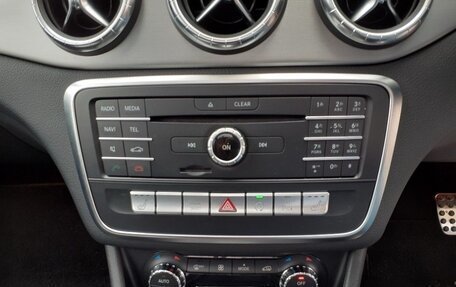 Mercedes-Benz CLA, 2019 год, 1 900 000 рублей, 17 фотография