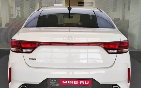 KIA Rio IV, 2021 год, 1 835 000 рублей, 6 фотография