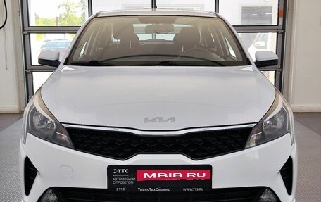 KIA Rio IV, 2021 год, 1 835 000 рублей, 2 фотография