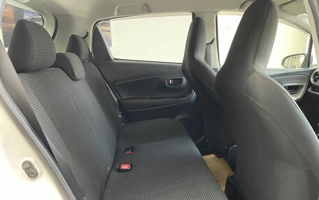 Toyota Vitz, 2015 год, 650 000 рублей, 9 фотография