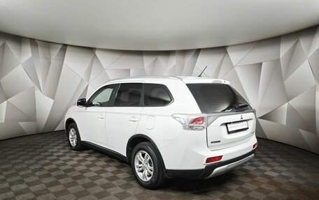 Mitsubishi Outlander III рестайлинг 3, 2014 год, 1 199 000 рублей, 4 фотография