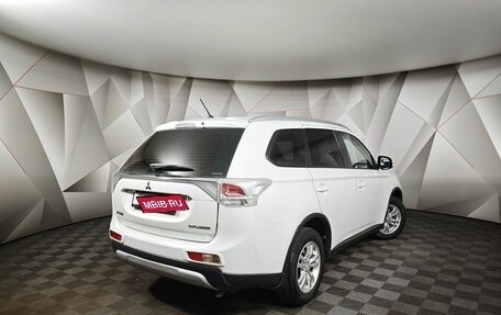 Mitsubishi Outlander III рестайлинг 3, 2014 год, 1 199 000 рублей, 2 фотография