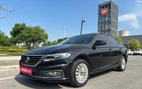 Volkswagen Lavida, 2021 год, 1 055 000 рублей, 1 фотография