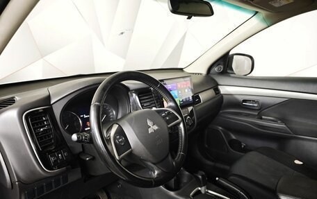 Mitsubishi Outlander III рестайлинг 3, 2014 год, 1 199 000 рублей, 18 фотография