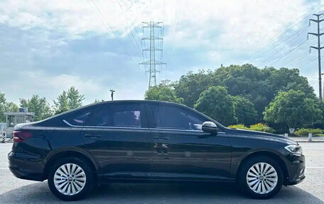 Volkswagen Lavida, 2021 год, 1 055 000 рублей, 4 фотография