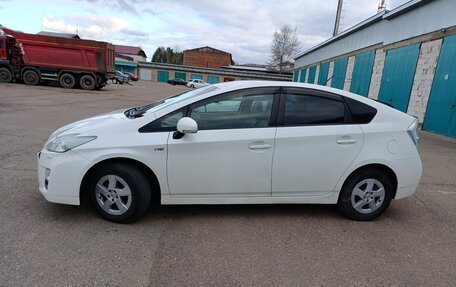 Toyota Prius, 2010 год, 950 000 рублей, 1 фотография