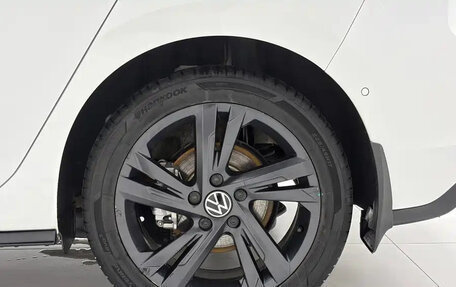 Volkswagen Golf VIII, 2023 год, 1 850 000 рублей, 17 фотография