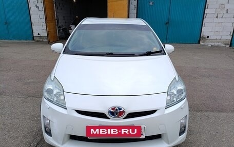 Toyota Prius, 2010 год, 950 000 рублей, 4 фотография