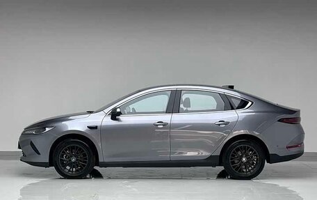 BYD Qin, 2025 год, 1 730 000 рублей, 5 фотография