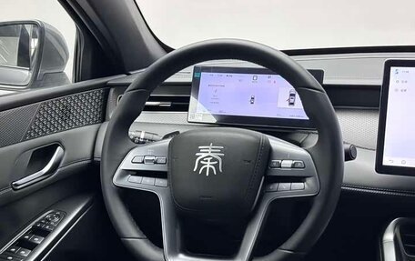 BYD Qin, 2025 год, 1 730 000 рублей, 11 фотография